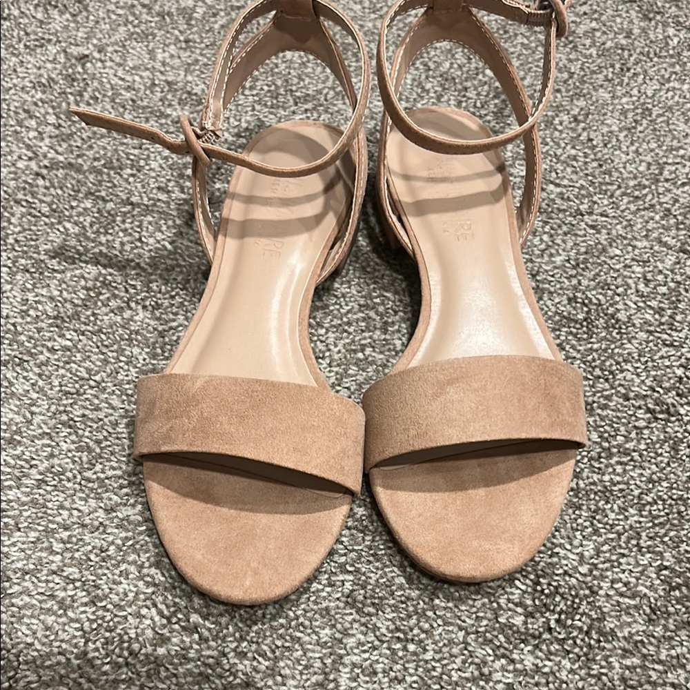 Elegant Tan Women's Sandals